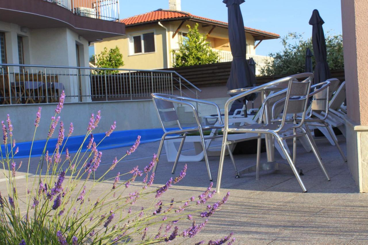 Sea & Hill Guest Houses Хотелски Тип Lozenets Eksteriør bilde